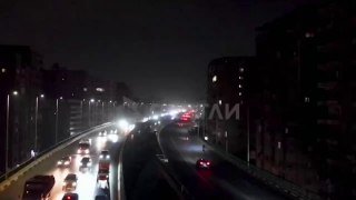 В Каире из-за энергетического кризиса ограничили работу уличного освещения и заведений