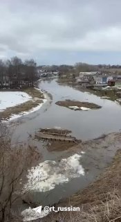 В Суздале паводок смыл мост, ранее разрушен мост в Нижегородской области