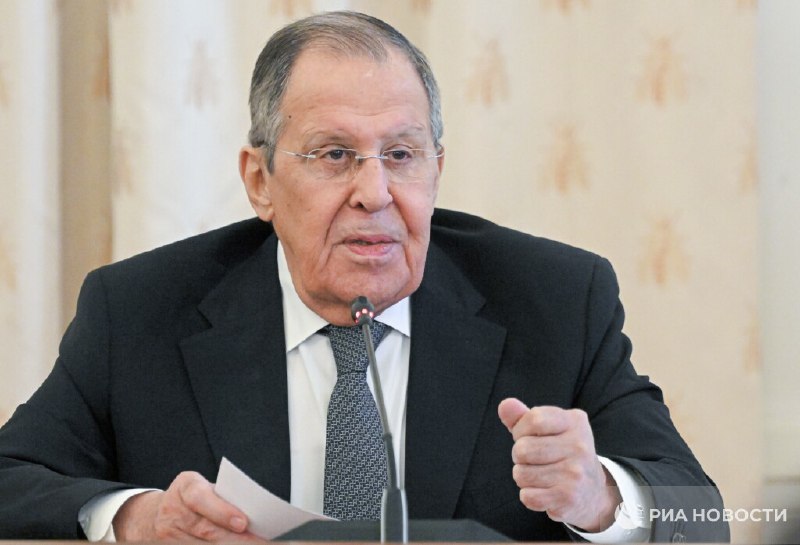 Лавров: США нужно прекратить боевые действия в отношении Ирана