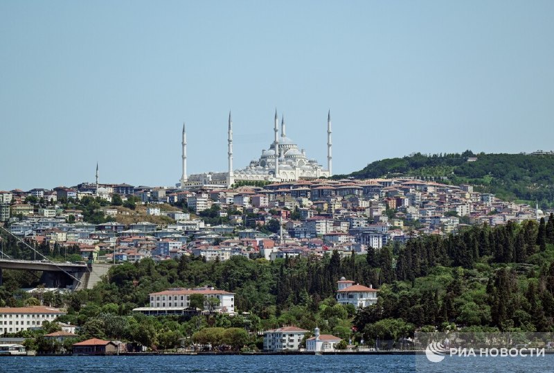 Россияне бронируют сити-туры в Стамбул и пляжные направления на майские