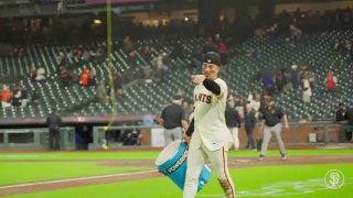 Совет: холодный душ для бодрости и шутка про ноутбук