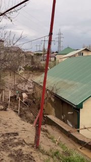 Волонтеры в Дагестане не могут координировать помощь из-за проблем со связью после подтопления