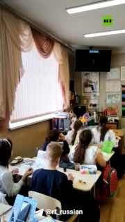 В российской школе показали видеоверсию сборника стихов RT «ПоэZия русского лета»