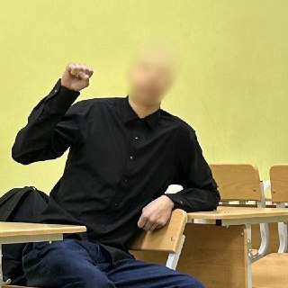 Подросток напал с ножом на учителя в Перми