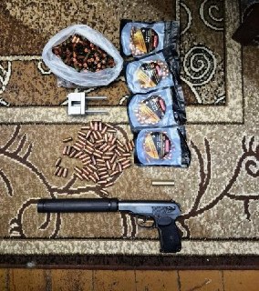 В Ярославле задержали двух мужчин за нелегальное производство оружия для криминала