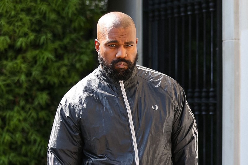 Великобритания запретила въезд Канье Уэсту