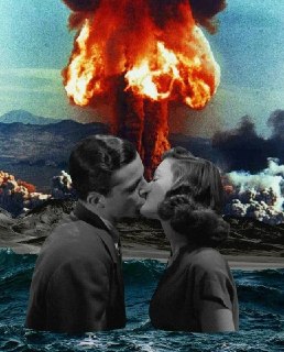 Иран разрывает отношения с США на фоне угрозы ядерного удара