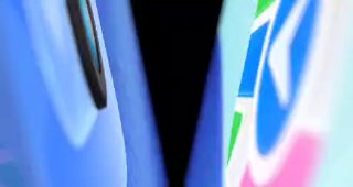 Акции Apple падают из-за проблем с выпуском складного iPhone