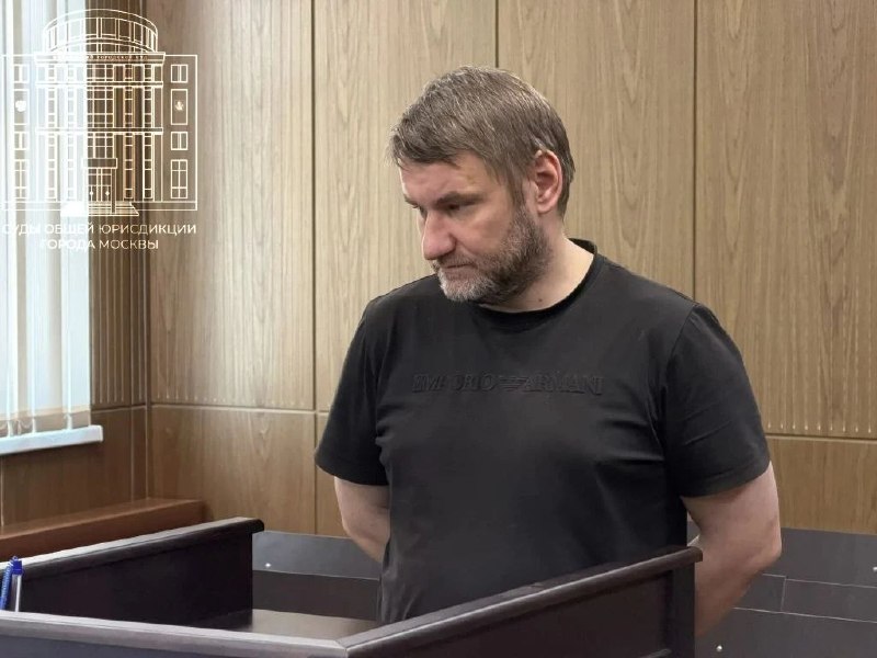 Пьяный мужчина арестован за попытку унести девушку как герой «Кавказской пленницы»