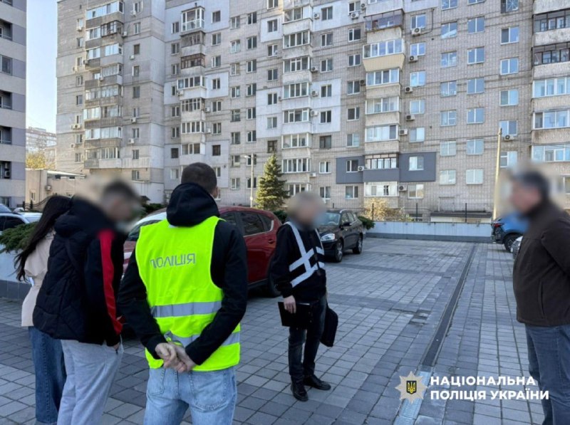 Схема выезда мужчин из Украины под видом гастролей группы для ВСУ