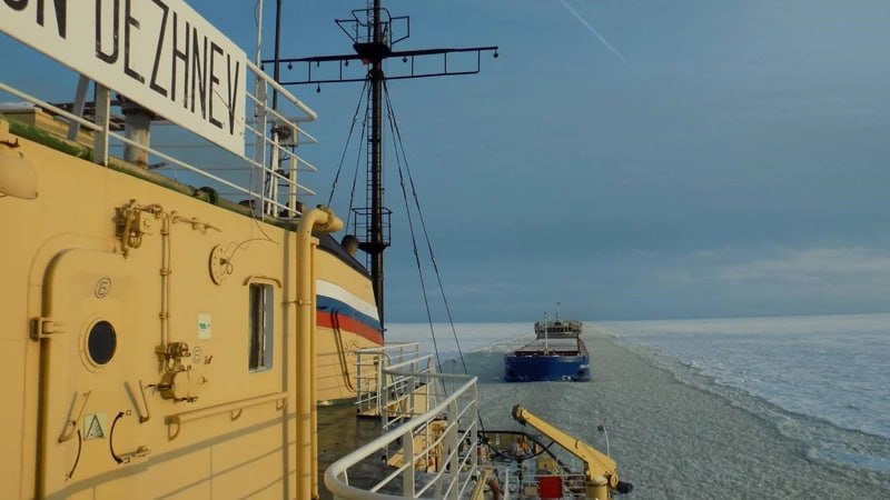 Морской маршрут между Россией и Китаем набирает популярность