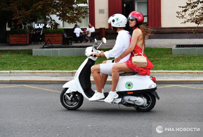 В России утвердили новые требования к электрическим мопедам и мотоциклам