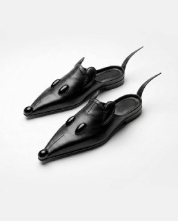 В России придумали «КРЫСИНЫЕ ПОДКРАДУЛИ» — идеальный вариант офисной обуви