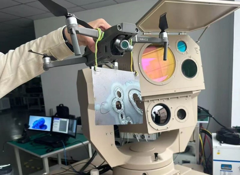 Китай выходит на рынок боевых лазеров против дронов