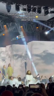 Актёр в Сеуле улетел в небо во время пасхальной постановки