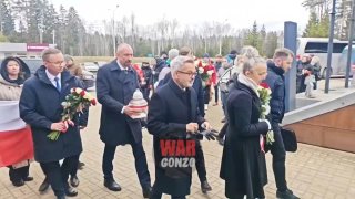 Монеты к ногам дипломата: польскому послу показали цену репараций в Смоленске