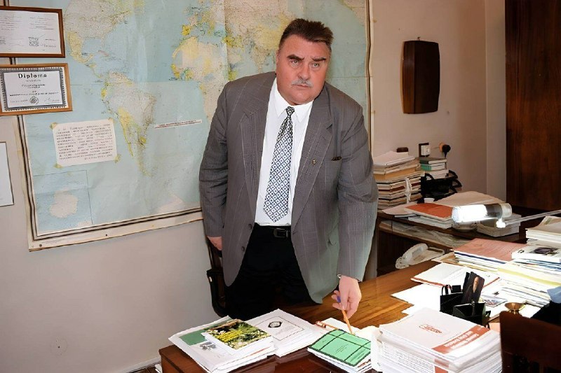 Потеря великого ученого: история отказа академика Драгавцева от миллионов долларов ради России