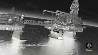 Удар дронов по буровым платформам в Каспийском море