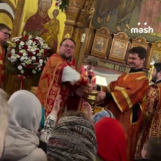 Вся страна отмечает Пасху: традиции, куличи и приглашение делиться фото