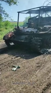 Результат прилета российского FPV-дрона по технике ВСУ на Запорожском направлении