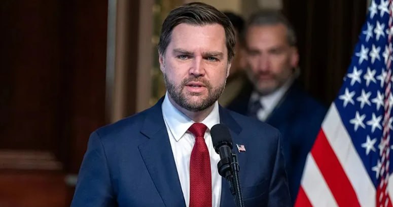 Вэнс: США требуют передать Ирану весь обогащенный уран