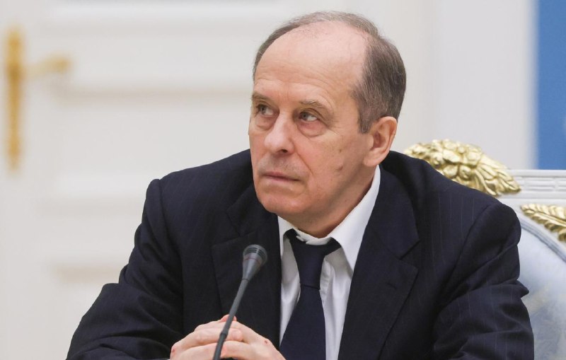 ФСБ: украинские спецслужбы используют ИИ для вербовки подростков в РФ