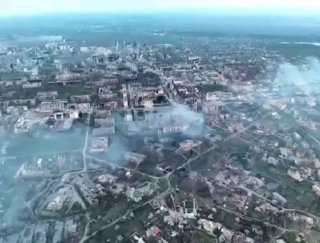 Кадры боёв в Константиновке: масштабные разрушения и горящие дома