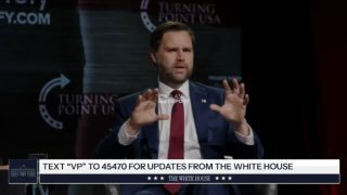 CNN: Вэнс может возглавить делегацию США на переговорах с Ираном