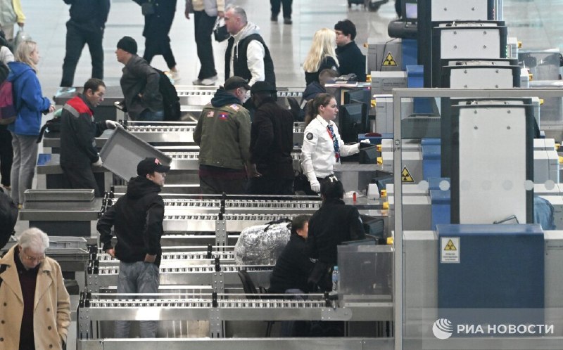 В России предложили ввести «семейные коридоры» для пассажиров с детьми