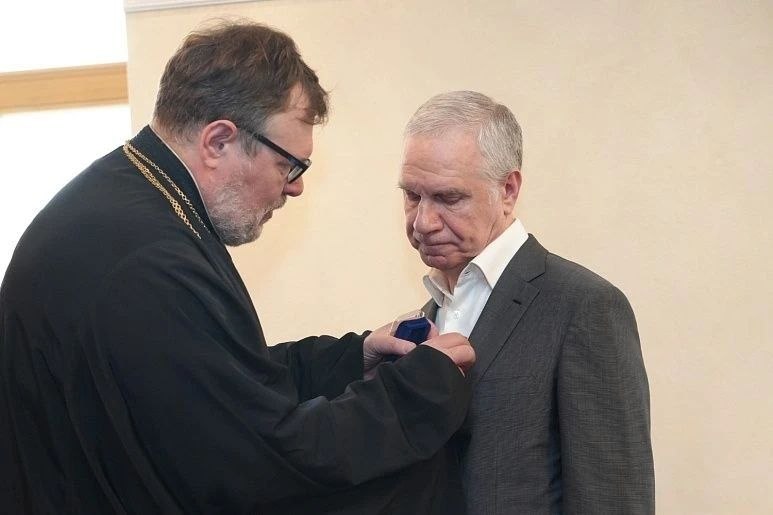 Федор Туркин и Нина Креславская удостоены наград от общественных организаций