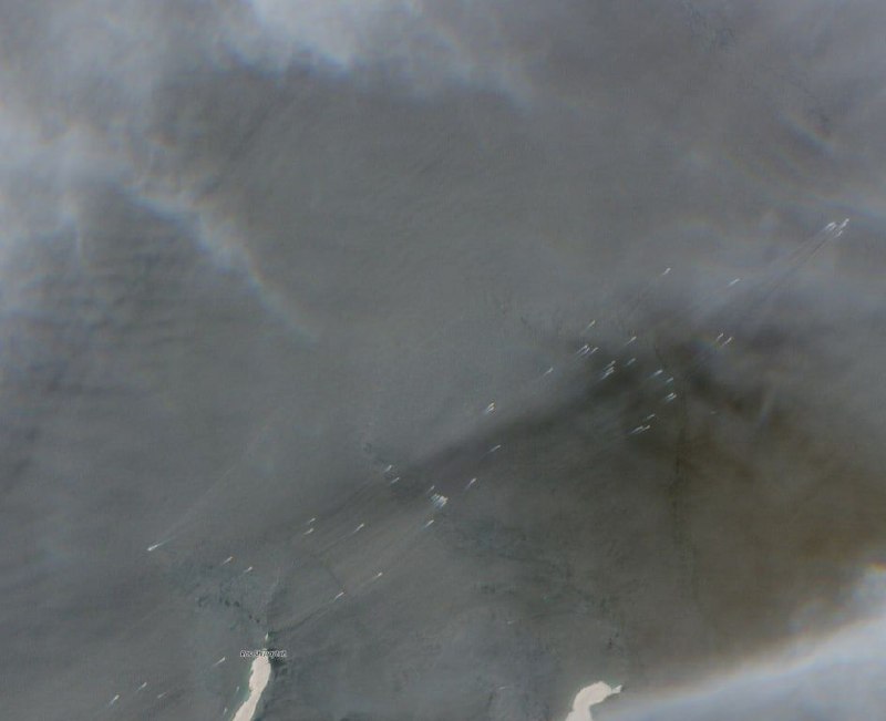 Иранские катера усилили блокаду Ормузского пролива