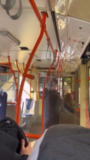 Пассажирка устроила скандал из-за остановки водителя за водой