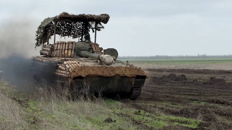 Фото гаубицы 2С1 «Гвоздика» группировки «Восток» в Запорожской области
