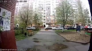 Попадание украинского дрона-камикадзе по жилому дому в Самаре