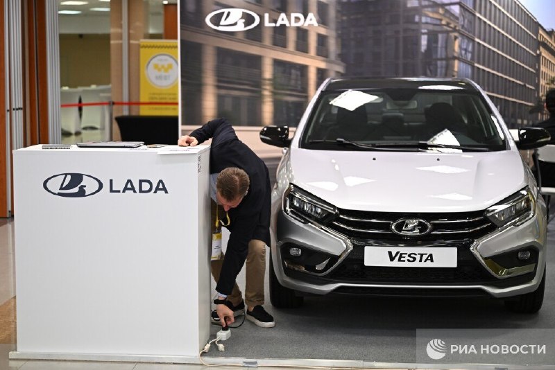 "АвтоВАЗ" запустил сервис подписки на автомобили Lada