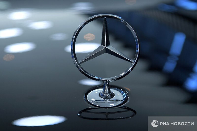 Mercedes продлил действие товарных знаков в России