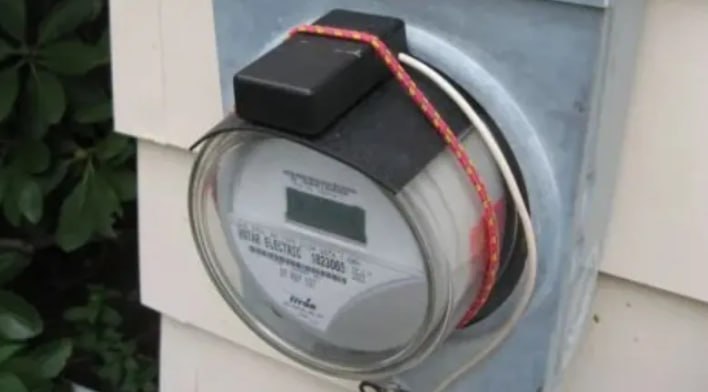 За искажение показаний счетчиков магнитом грозит штраф и лишение свободы