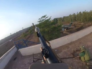 Российские военные засняли отражение атаки террористов JNIM в Бамако