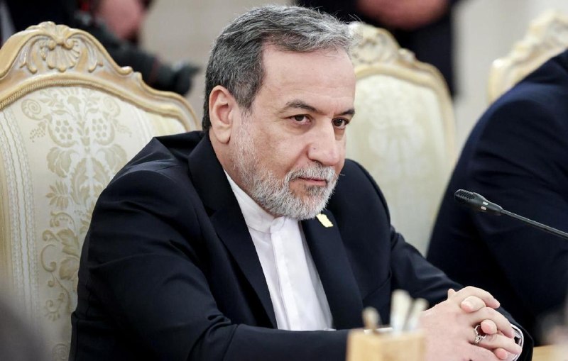 Министр иностранных дел Ирана прибыл в Пакистан для обсуждения условий прекращения войны