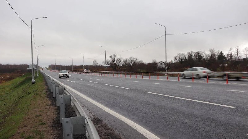 Трассу М-8 под Ярославлем перекрыли после атаки беспилотников