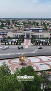 Президент Узбекистана Мирзиёев оценил новый российский электропоезд, собранный в Ташкенте