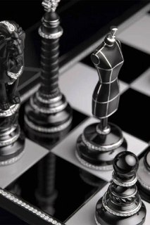 Chanel выпустила шахматы Coco Game стоимостью $4 млн