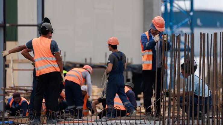 В Украине застройщики могут начать привлекать трудовых мигрантов из-за нехватки специалистов