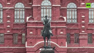 В Москве и Подмосковье продолжаются снегопады