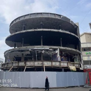 Смольный самостоятельно снесет павильон «Макси Сопот»