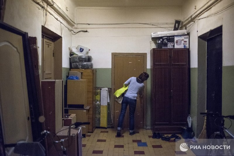 За хранение вещей и мусора в подъезде грозит штраф до 15 тысяч рублей