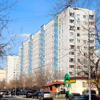 В квартире в Москве произошел взрыв и пожар, один человек пострадал