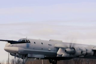 Российские Ту-95МС совершили полет над Баренцевым и Норвежским морями в сопровождении иностранных истребителей