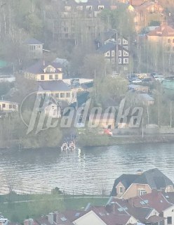 В Красногорске на Москве-реке перевернулся катер с детьми