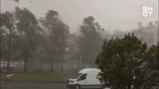 В Турции из-за сильнейшего шторма погиб человек и пострадали десятки людей